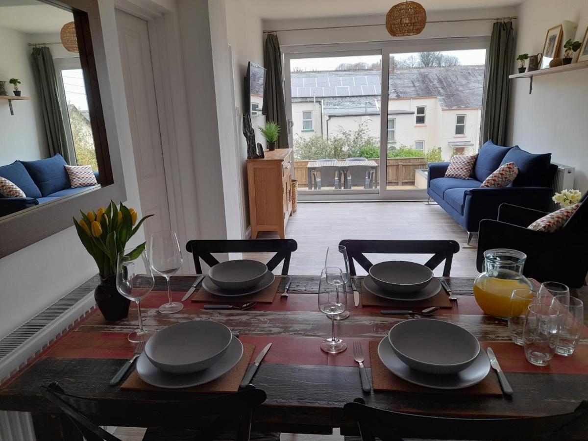 High Tide - 2 Bed Sunny Holiday Home Near Beach With Garden And Parking คอมบ์มาร์ติน ภายนอก รูปภาพ